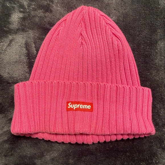 Like new authentic pink supreme beanie - Picture 1 of 4